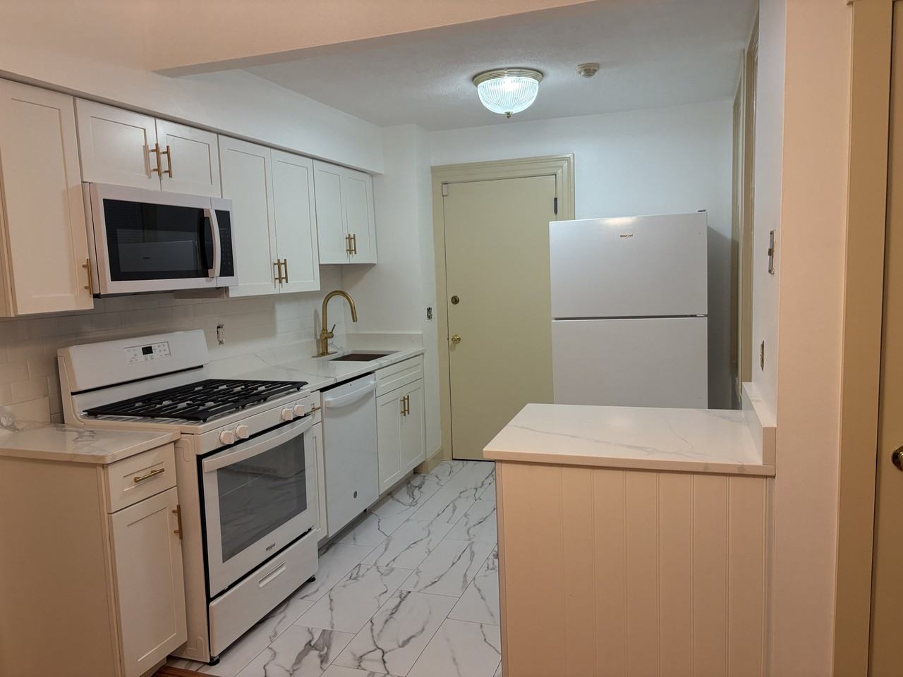 146 Irving Ave #2 - Photo 2 of 14