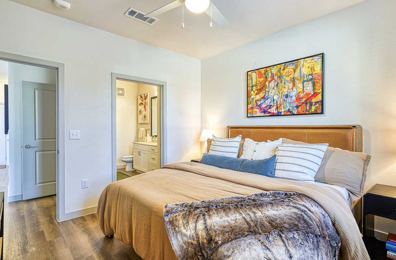 11521 North FM 620 - Photo 5 of 13