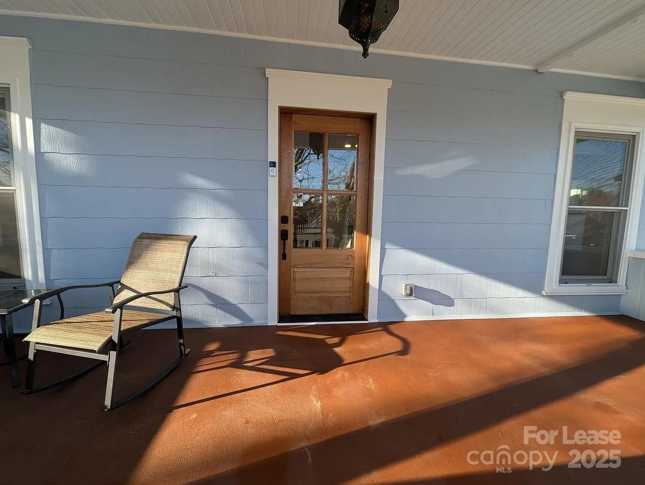 24 Woodrow Avenue - Photo 4 of 30