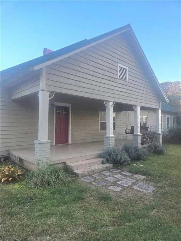 1051 1051 Gage Drive - Photo 2 of 23