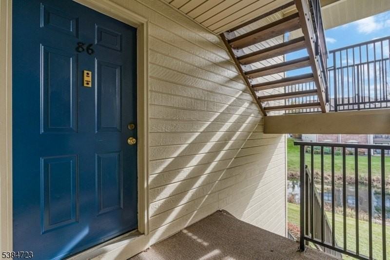 86 Baldwin Court - Photo 3 of 24