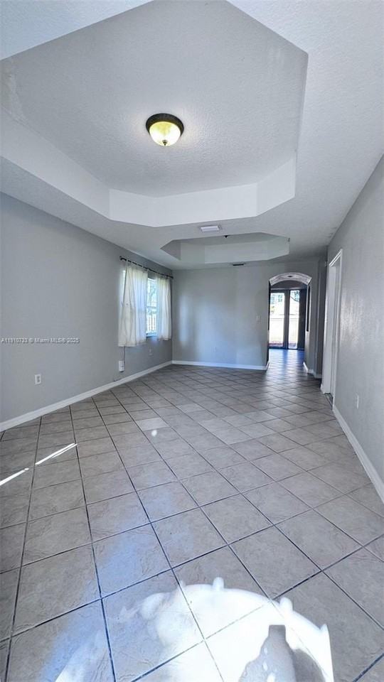 15245 Sw 30th Ter - Photo 2 of 18