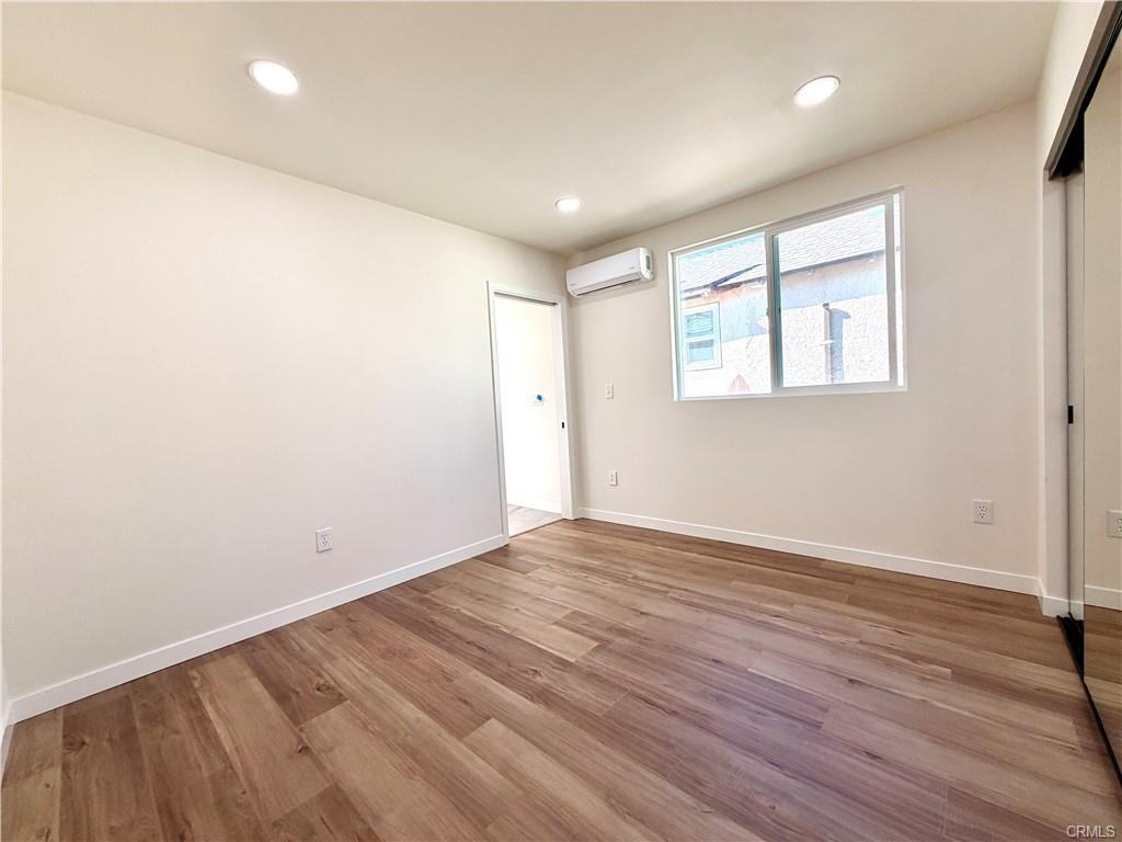 18754 Cohasset Street - Photo 2 of 8