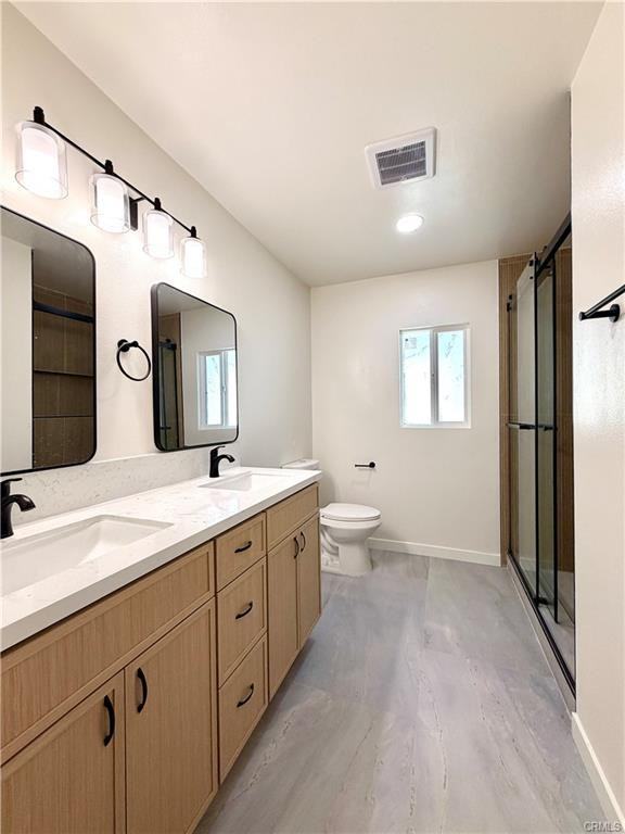 18754 Cohasset Street - Photo 3 of 8