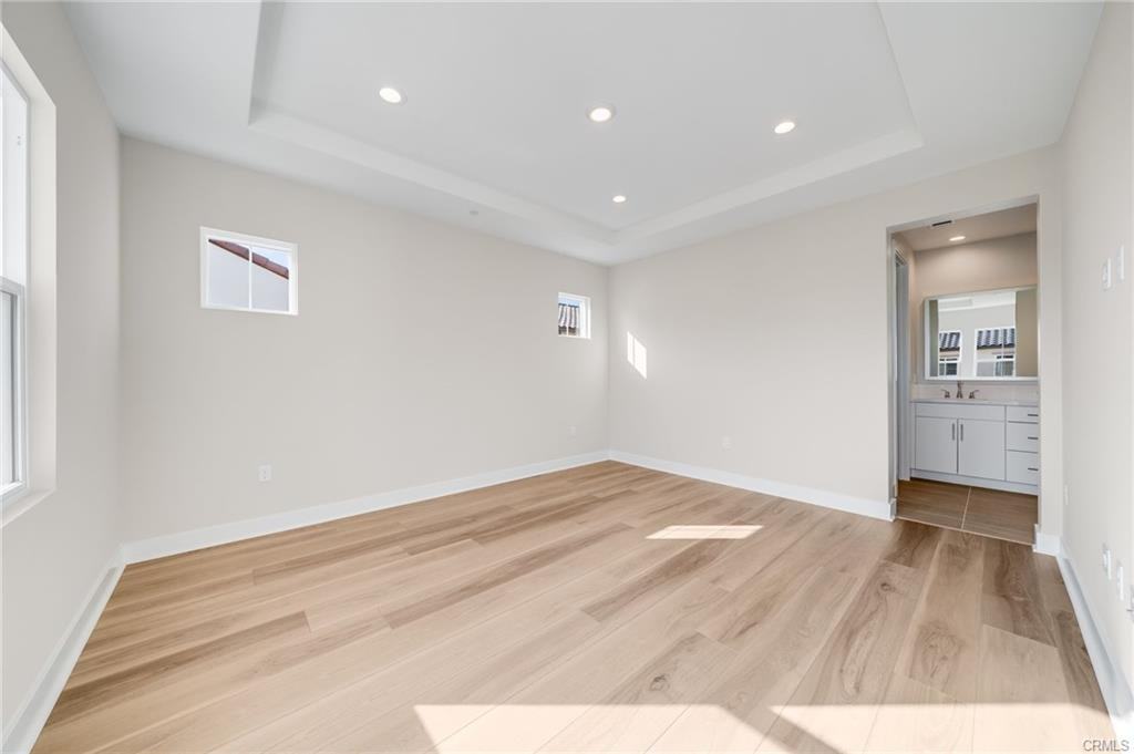 716 Olivier Dr - Photo 4 of 8