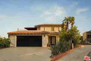 featured image of 6350 Bryn Mawr Drive