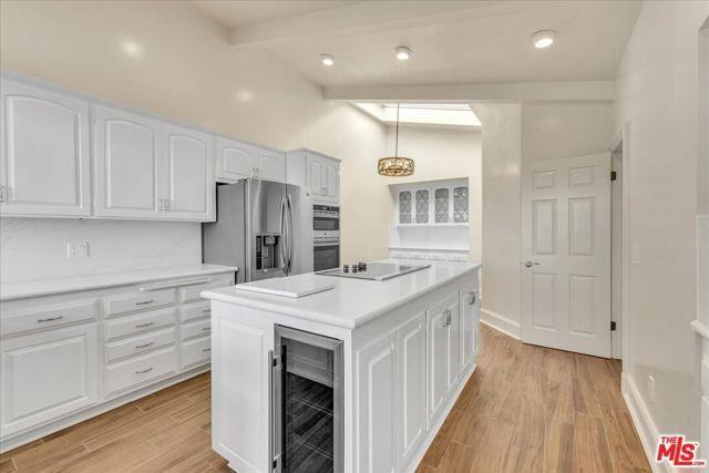 2202 The Ter - Photo 6 of 8