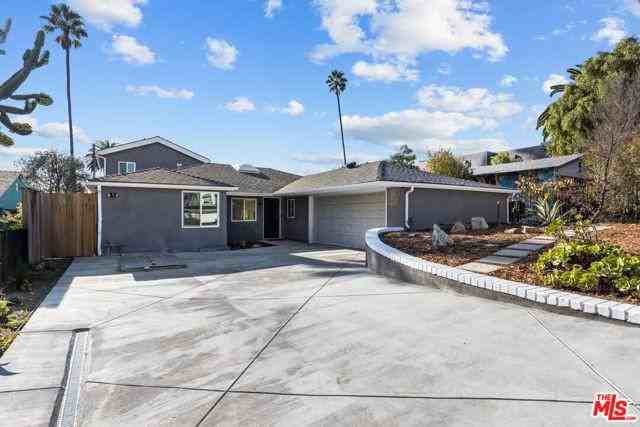 3647 Grand View Blvd