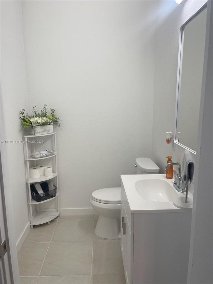 12937 Sw 265th Ter - Photo 4 of 8