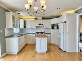 featured image of 3321 Rosalie Court