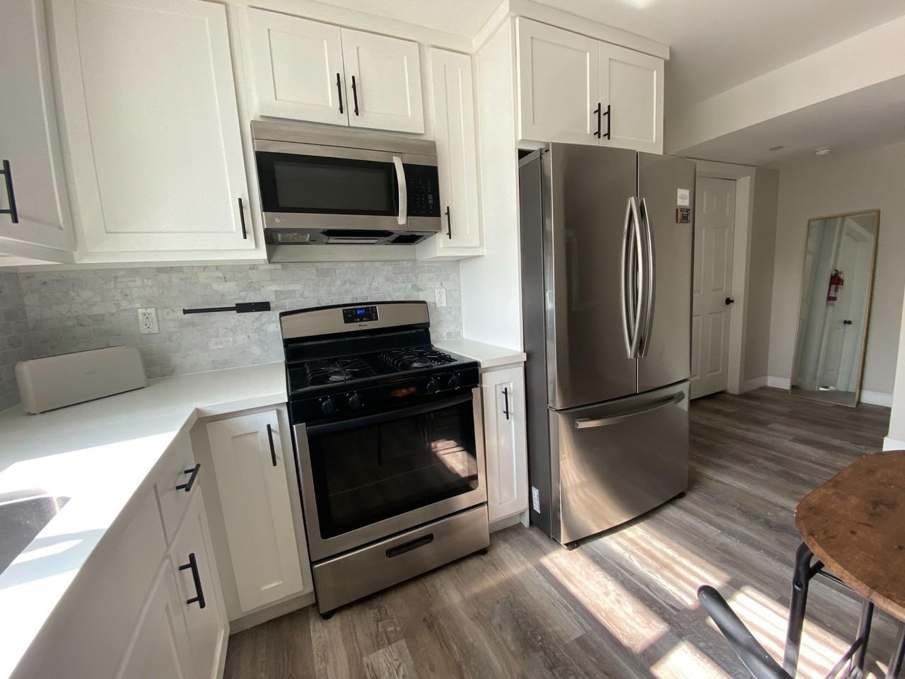 North Cummings Street - Photo 2 of 18