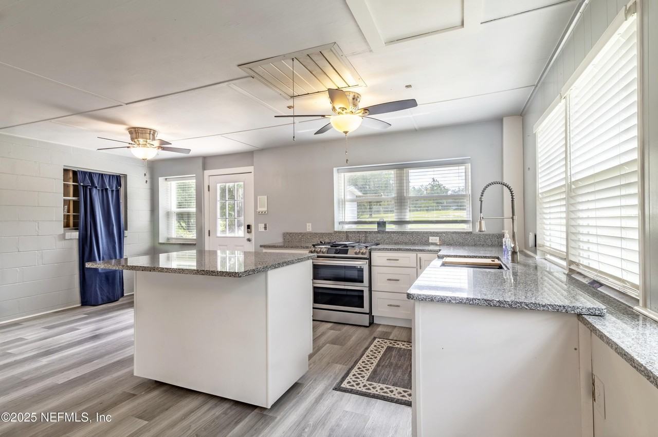 5557 County Road 352 - Photo 4 of 25