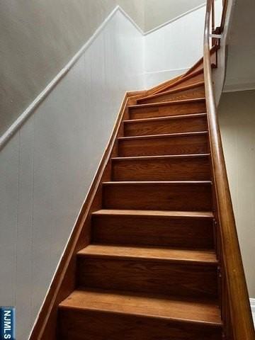 434 67th St - Photo 2 of 12