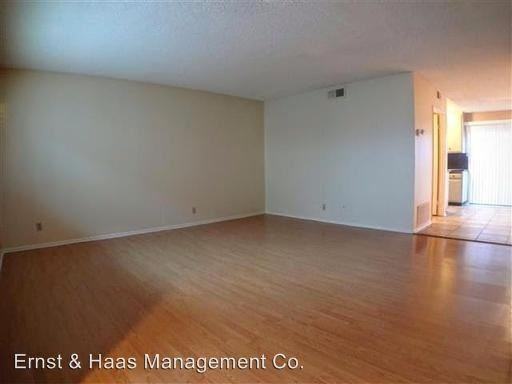 11733 207th St - Photo 2 of 23
