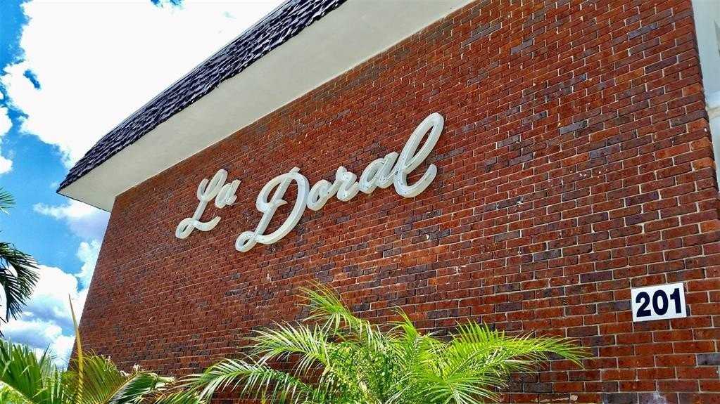 201 Inlet Way - Photo 4 of 9