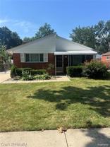 4666 Roosevelt Blvd - Photo 1 of 1