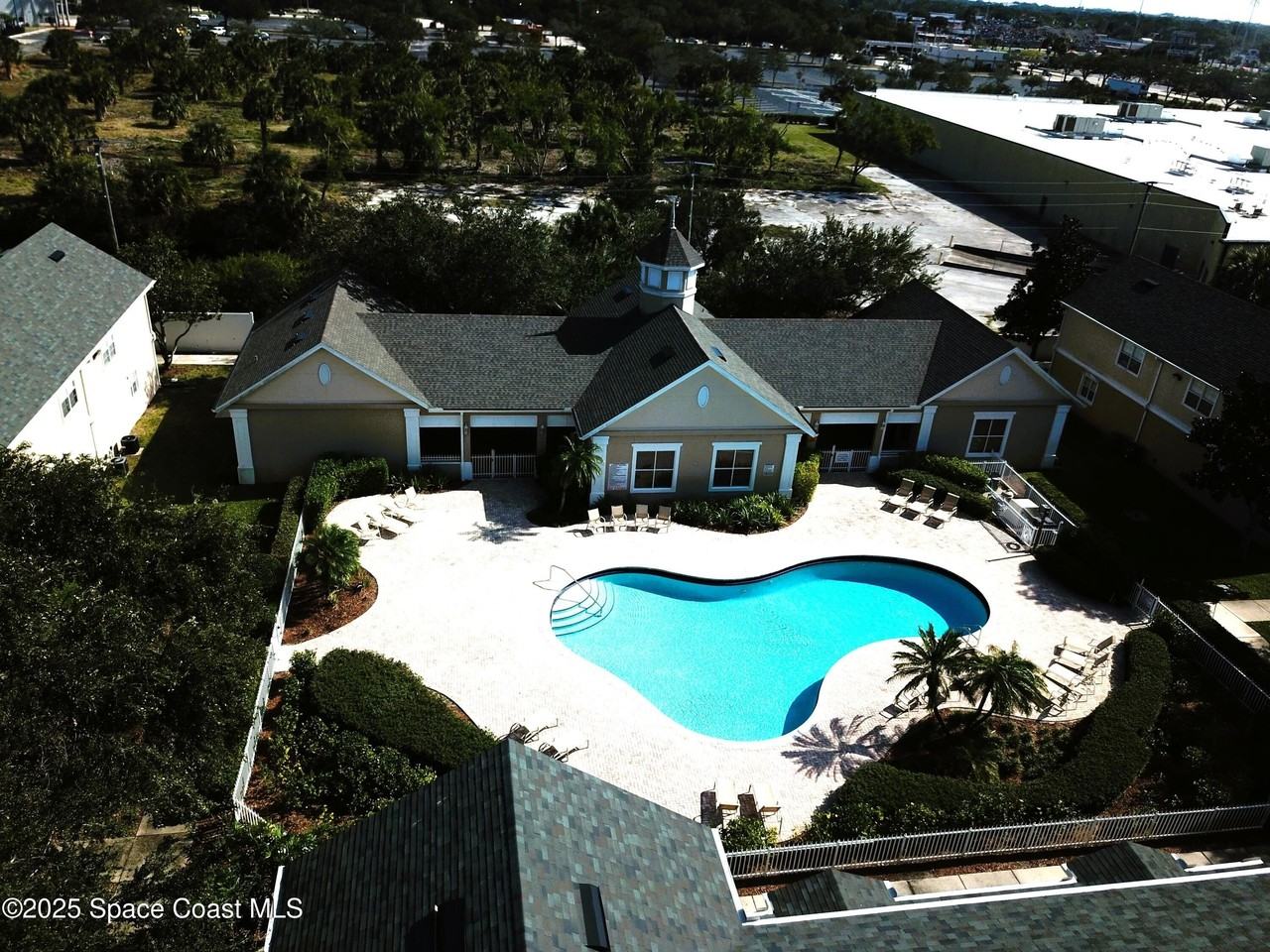 110 Turpial Way Apt 103 #103 - Photo 2 of 20