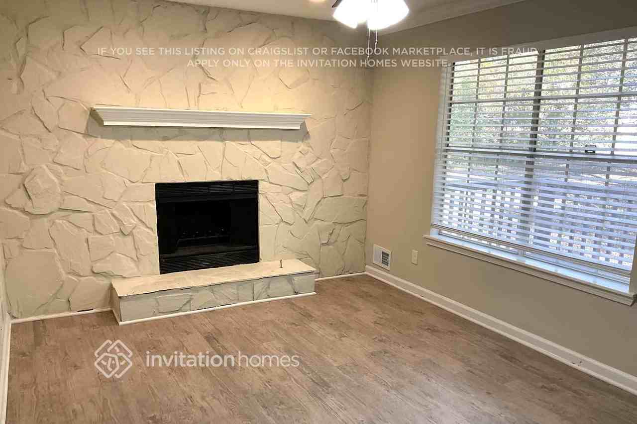 125 Stagecoach Trail - Photo 4 of 19