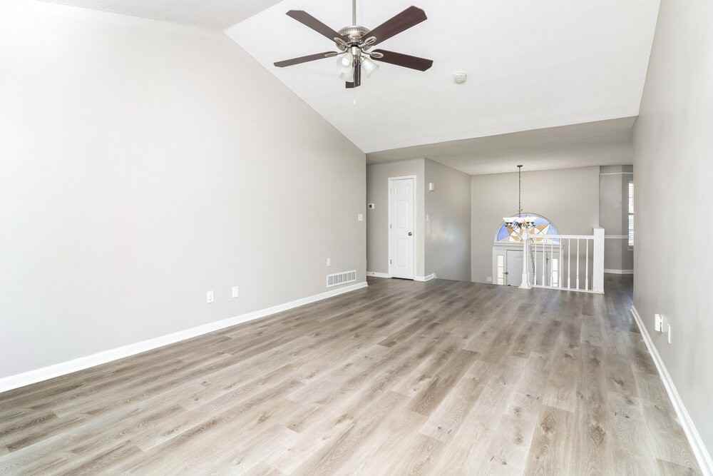 2959 Jamey Lane - Photo 7 of 17