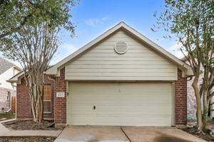 featured image of 6807 Highwind Bend Lane