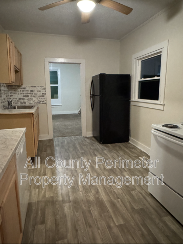 2169 Neal Ave - Photo 2 of 8