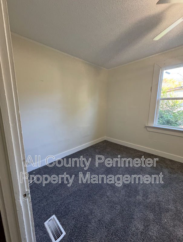 2169 Neal Ave - Photo 6 of 8