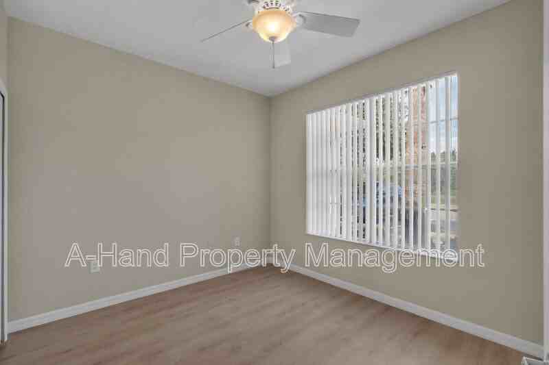 1413 Retreat Cir - Photo 7 of 42