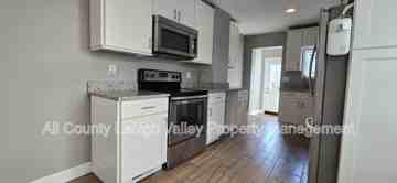 featured image of 316 E Union Blvd