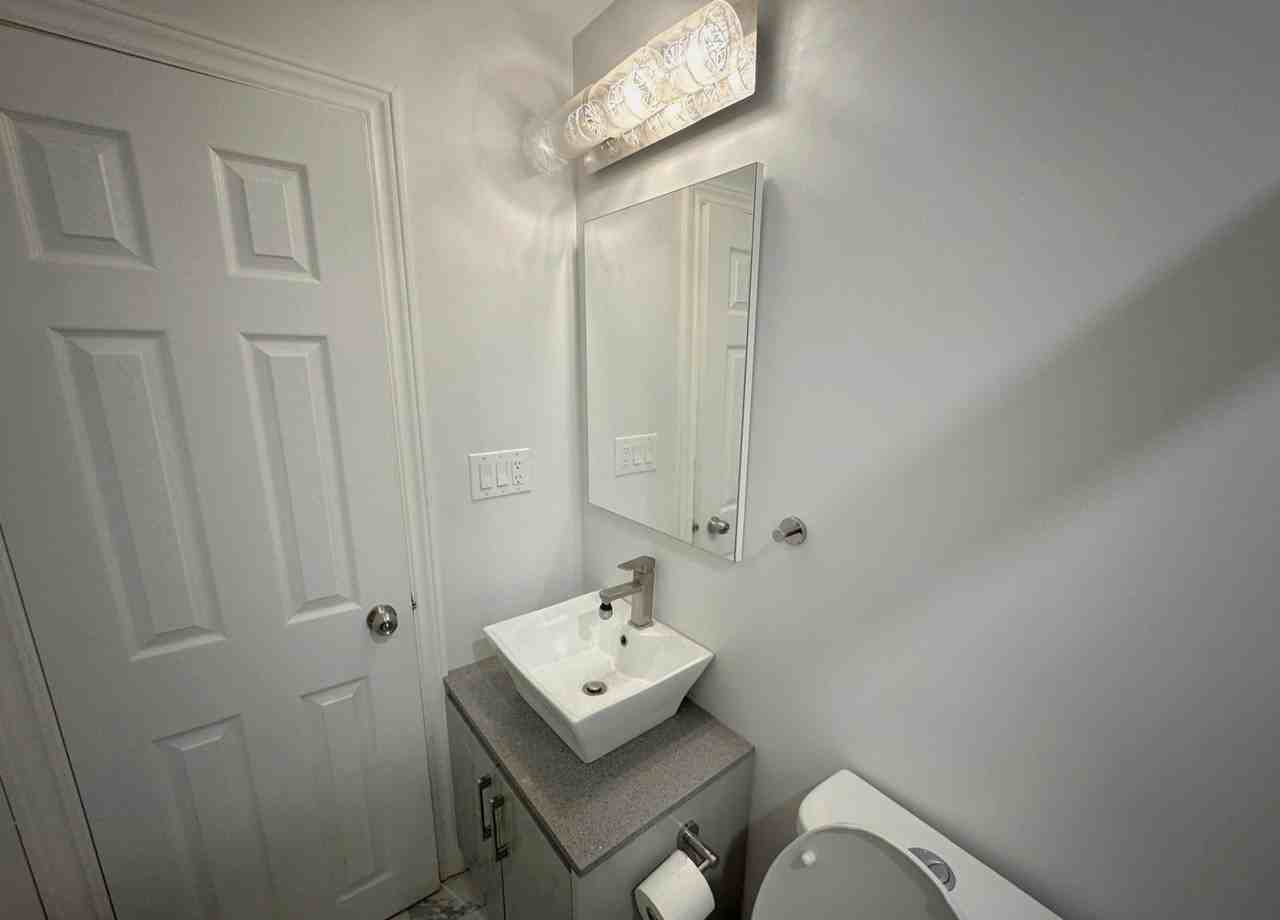 23 Mansbridge Crescent - Photo 6 of 6