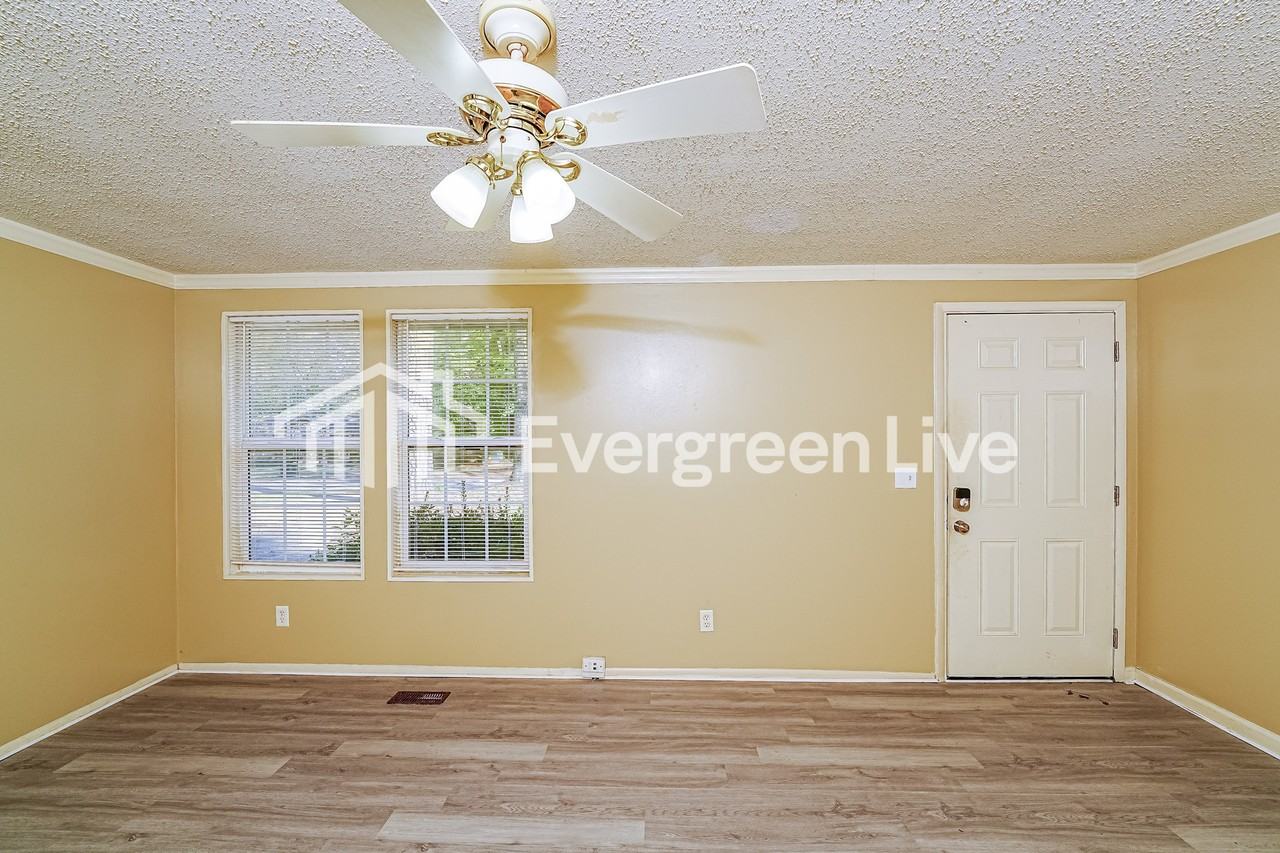 2524 Oak Leaf Ln - Photo 6 of 16