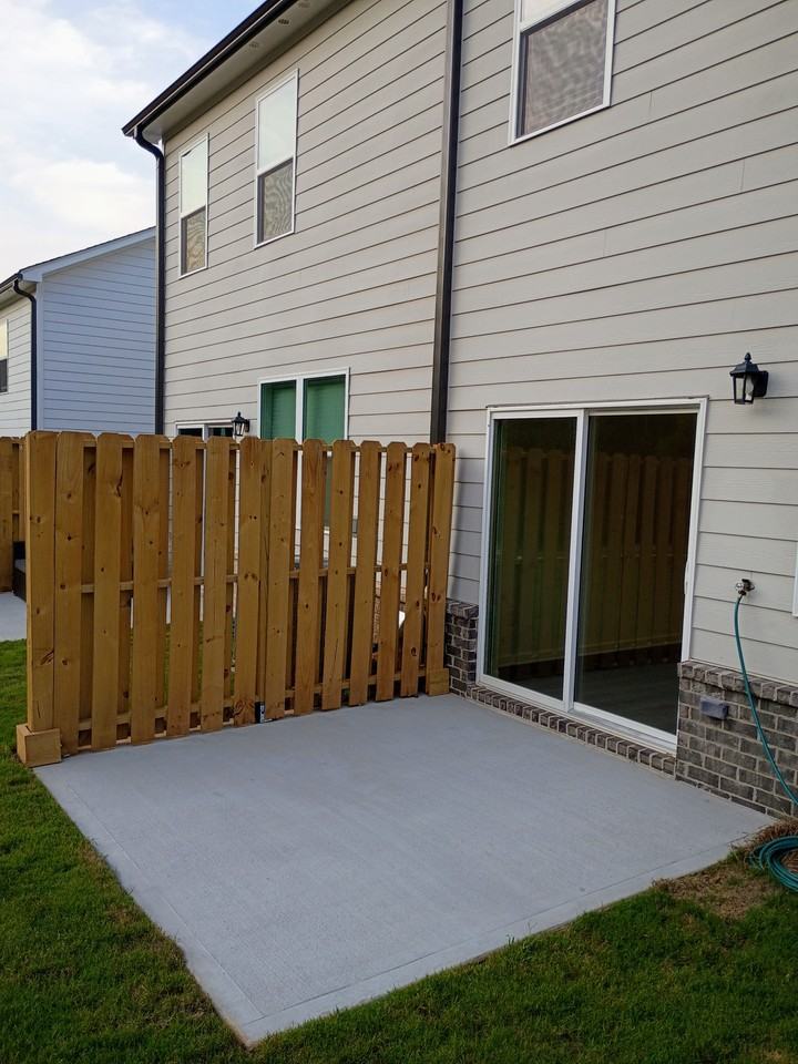 124 Hazel Dr - Photo 3 of 26