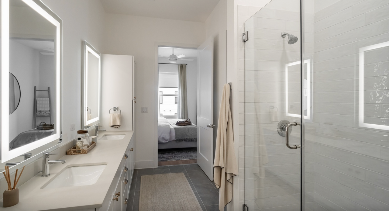 5345 North I- 35 Service Road - Photo 7 of 19