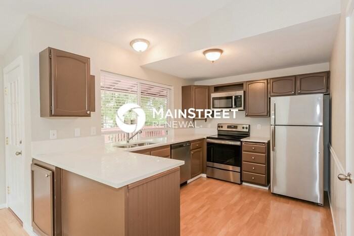 15914 86th Avenue Court East - Photo 6 of 16