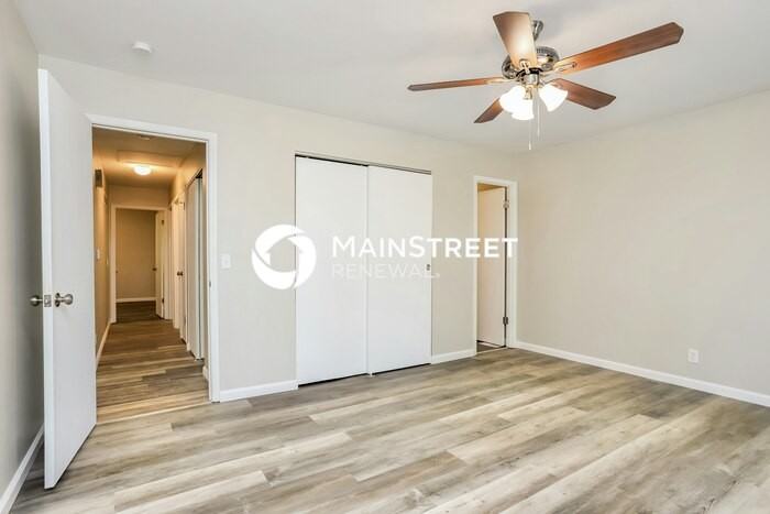 12 Oakshire Ct - Photo 7 of 16