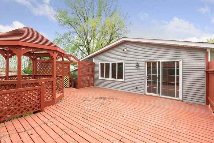 2350 Erin Ct - Photo 7 of 8