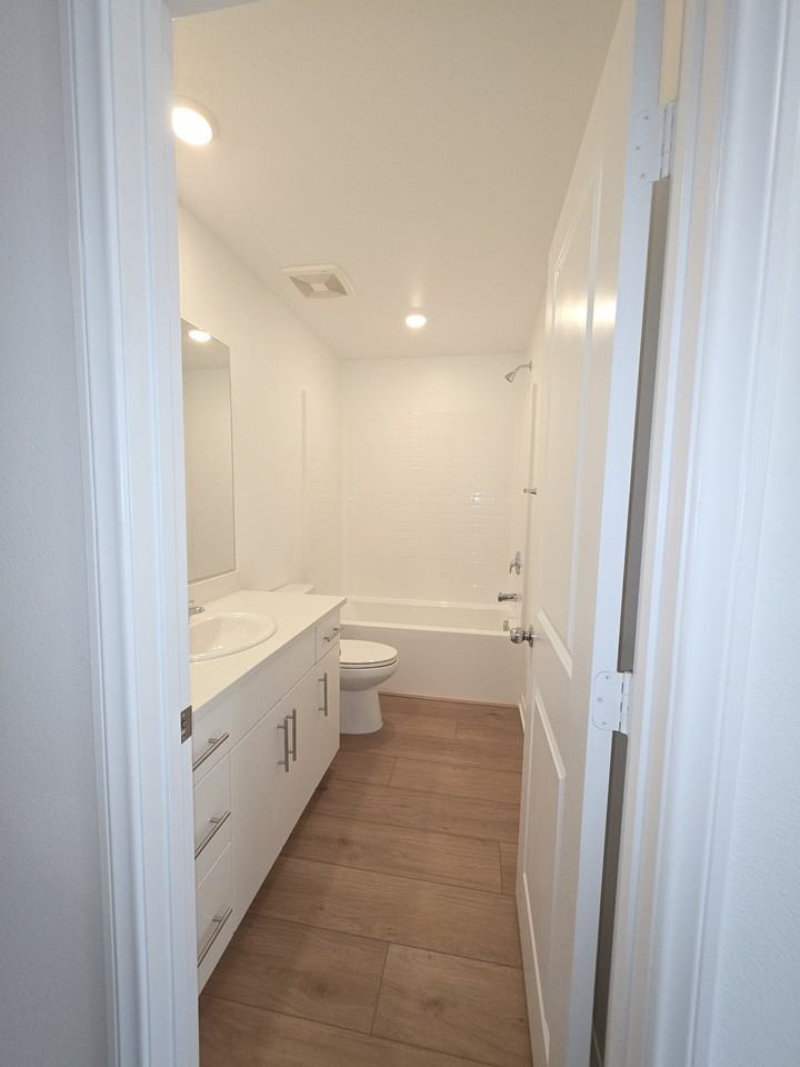 19219 Beech Grove St #NA - Photo 6 of 12