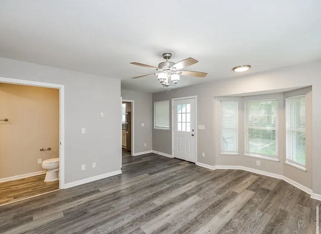 144 Charlotte St #NA - Photo 2 of 8