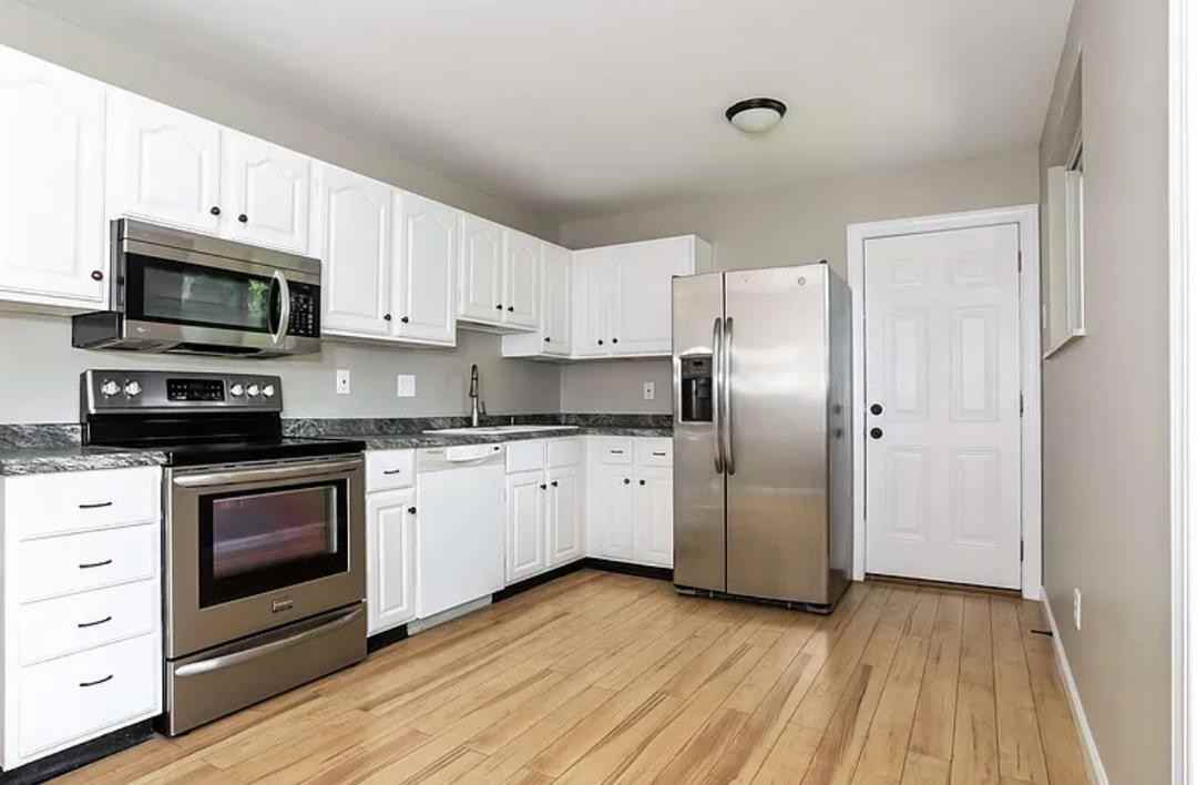 53 Beckford Dr #NA - Photo 2 of 7