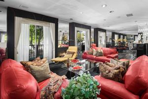 featured image of 540 West Knoll Drive #1