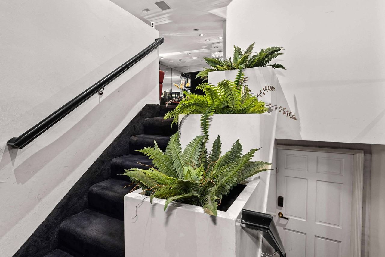 540 West Knoll Drive #1 - Photo 7 of 27