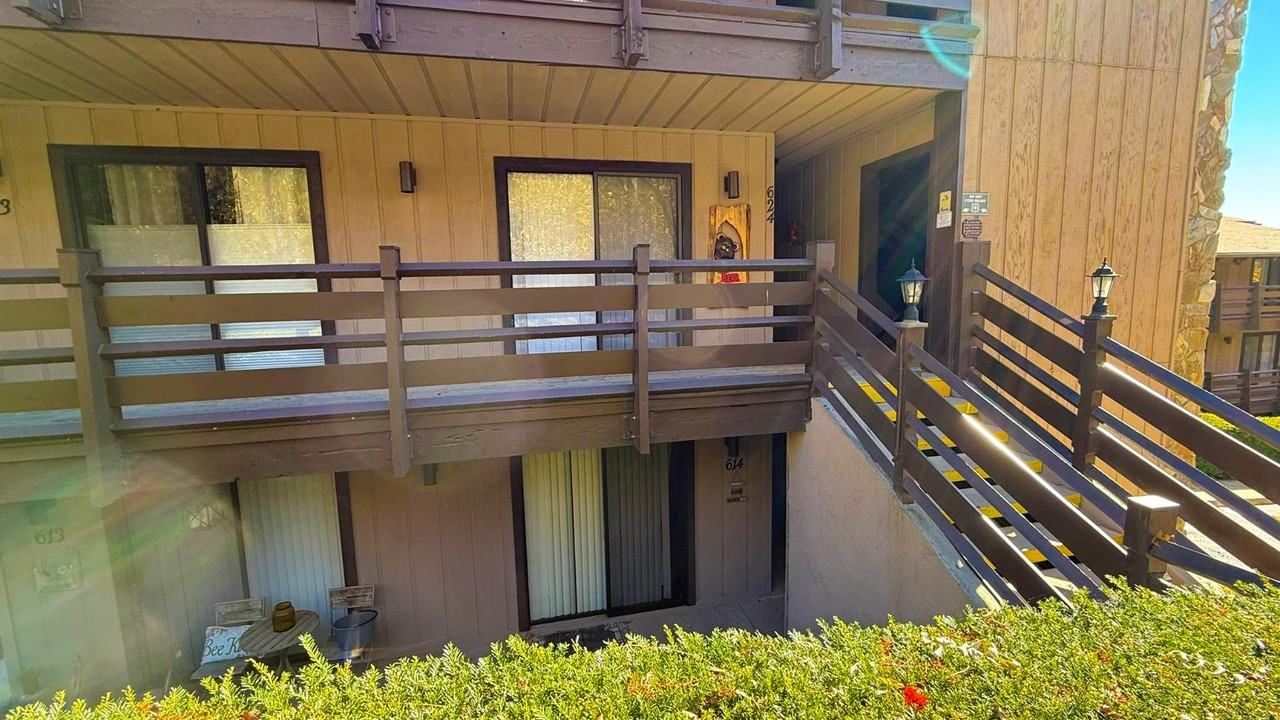 1081 Cove Rd - Photo 2 of 20