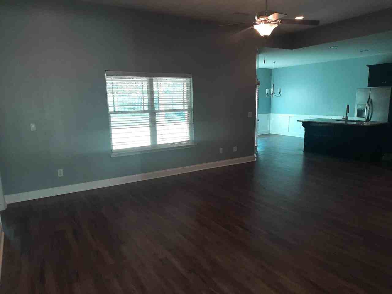 70 Apache Trl - Photo 3 of 20