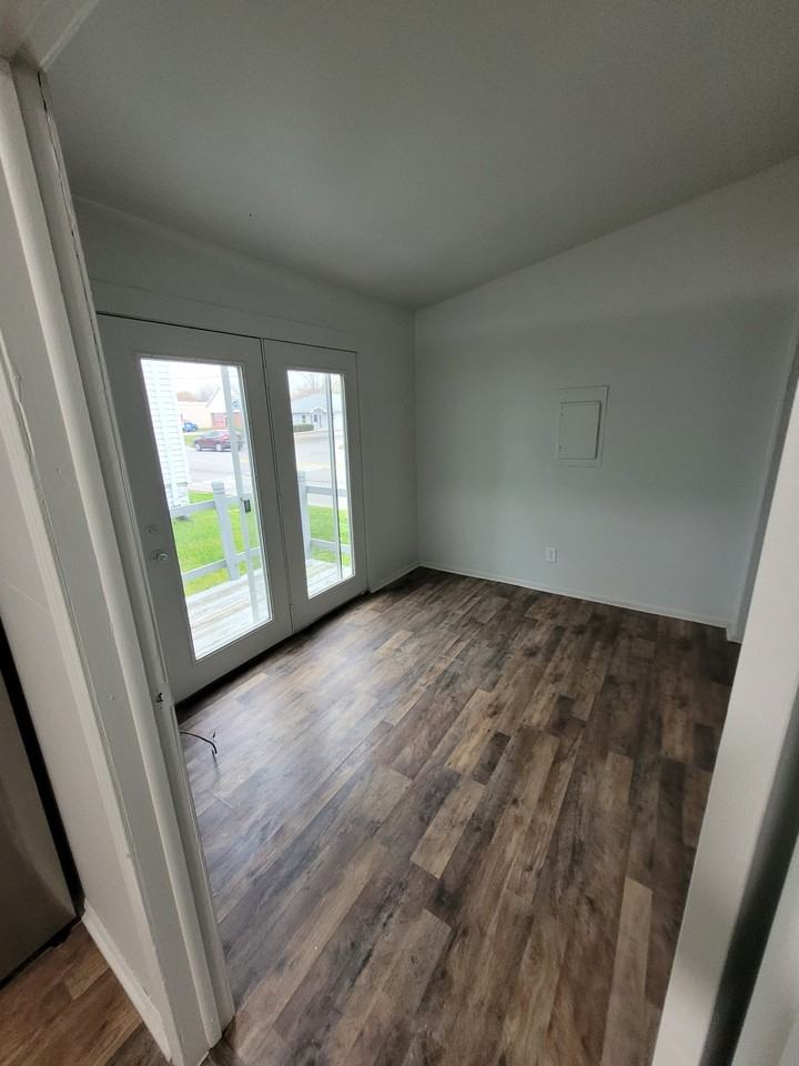 1985 S Custer Rd #2 - Photo 2 of 4