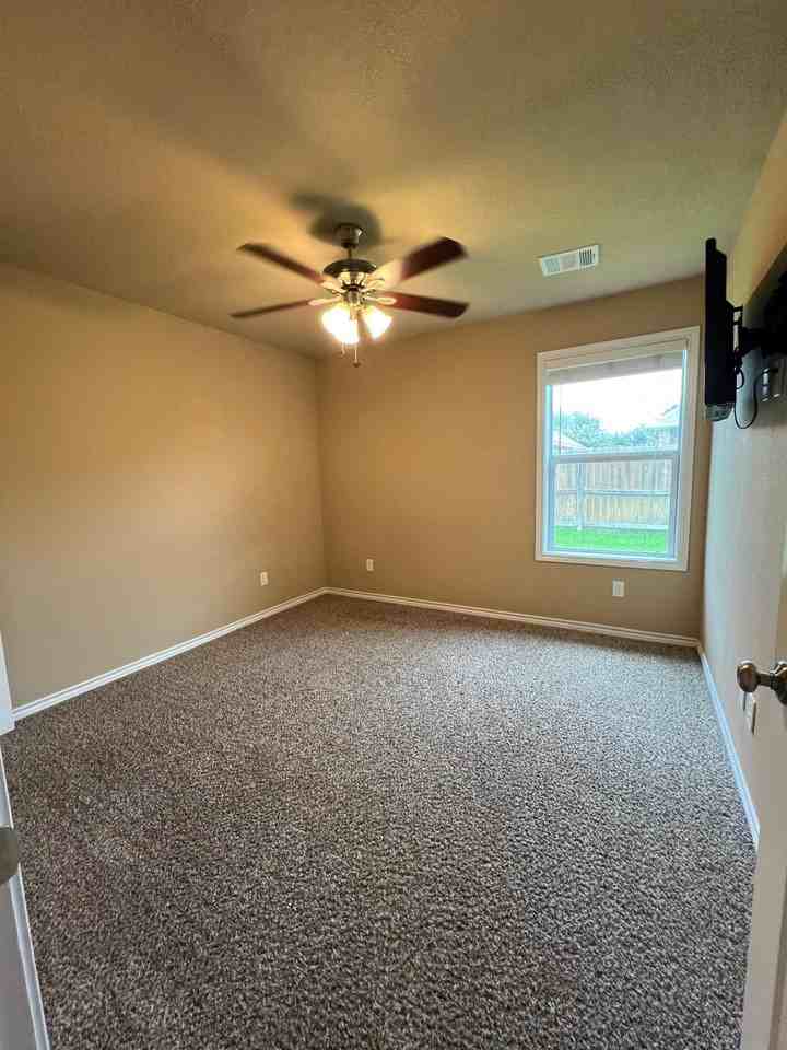 3100 Claremont Dr #NA - Photo 6 of 14