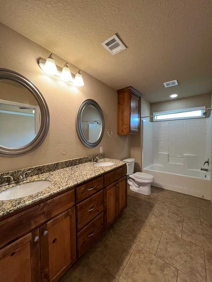 3100 Claremont Dr #NA - Photo 7 of 14