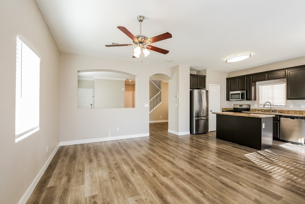 37 Rosa Rosales Ct - Photo 5 of 17