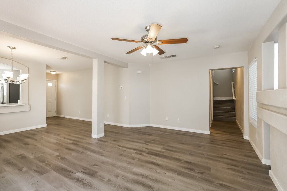 3440 Yorkminster St - Photo 5 of 17