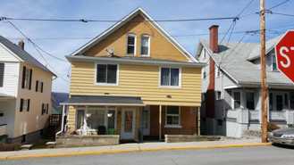 751 Bloom St - Photo 1 of 1