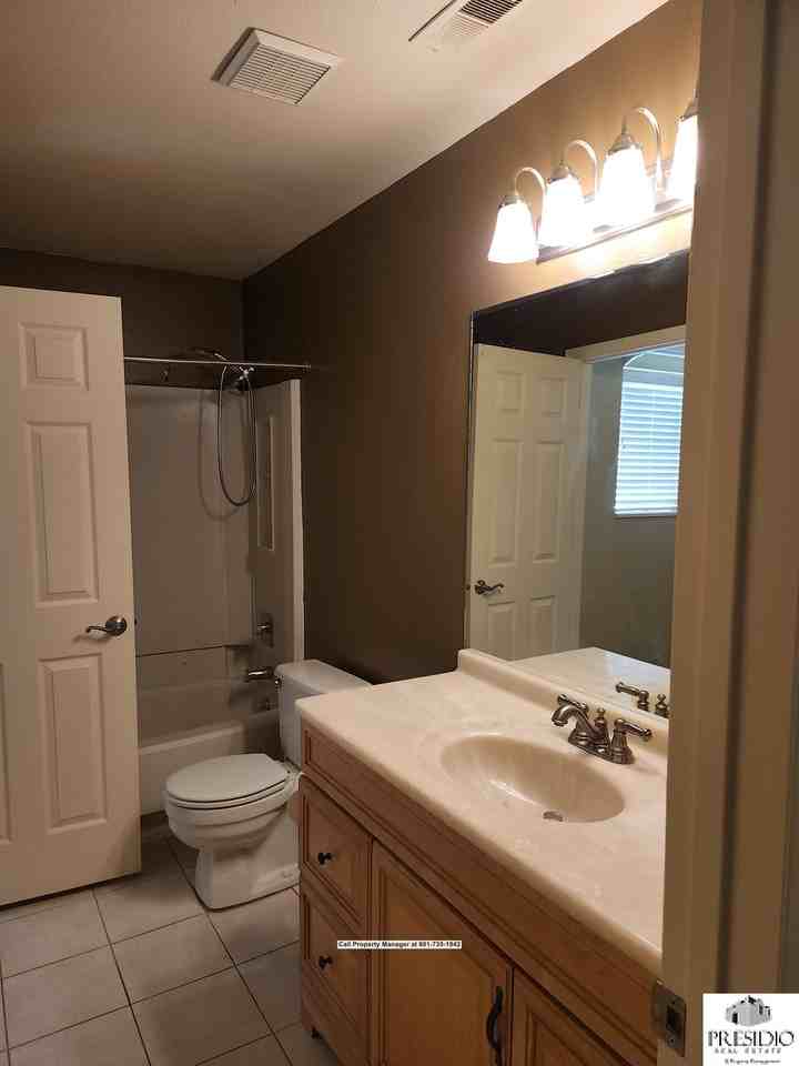 223 E Hill Ave #2 - Photo 6 of 33