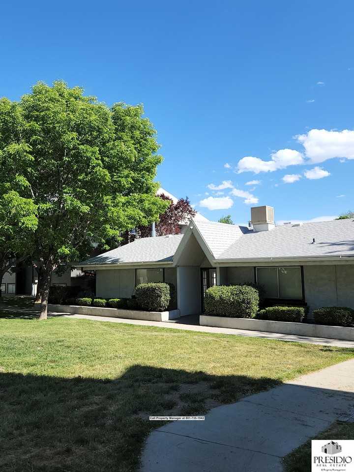 223 E Hill Ave #2 - Photo 4 of 33